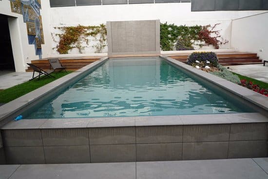 piscina rectangular coste casa